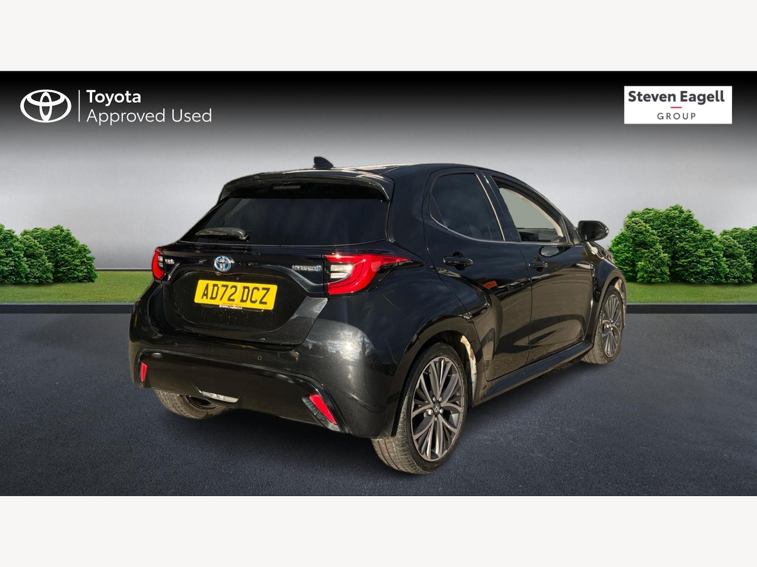 Used Toyota Yaris for sale - 76538965: Photo 2