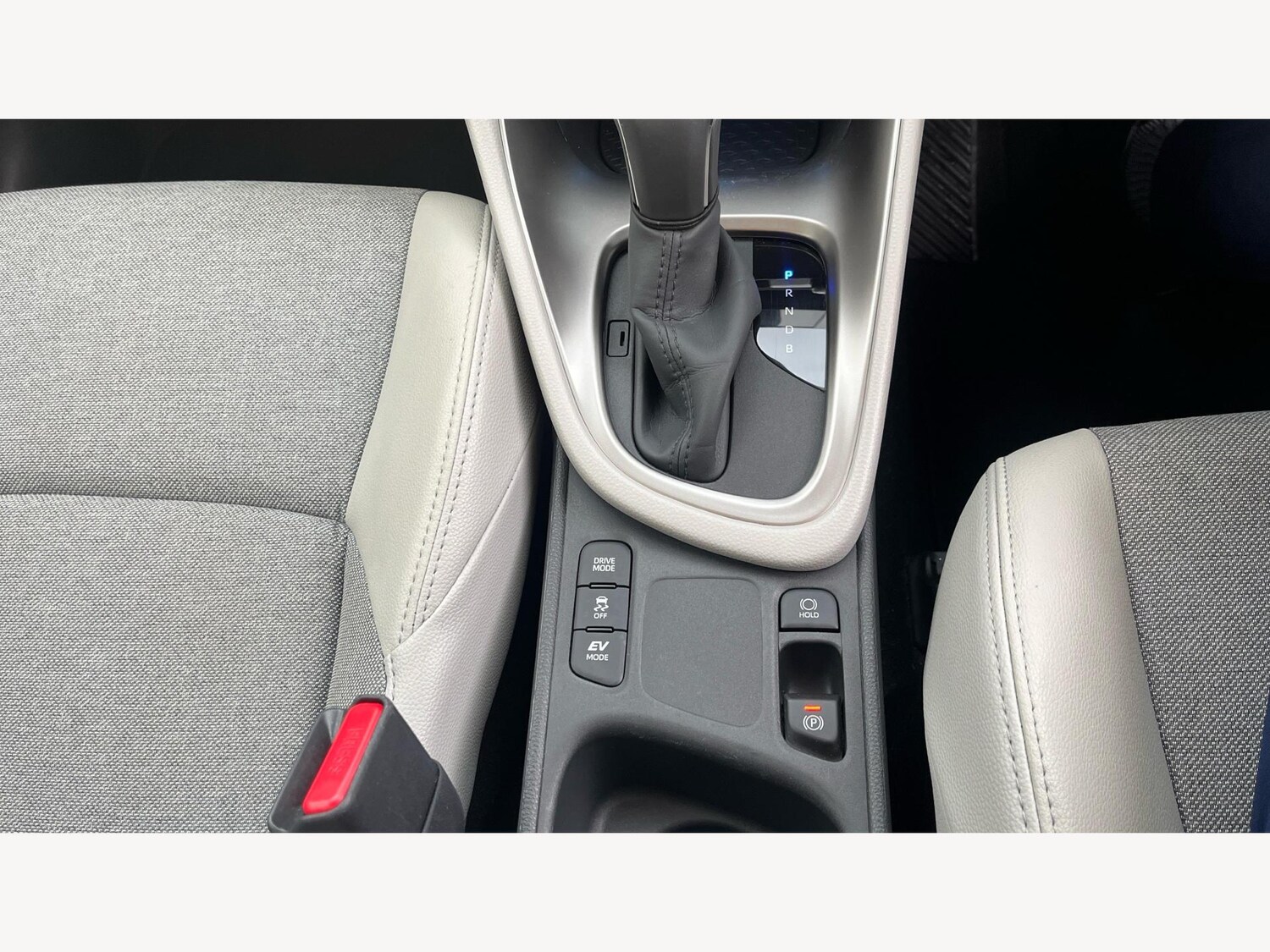 Used Toyota Yaris for sale - 76538965: Photo 29