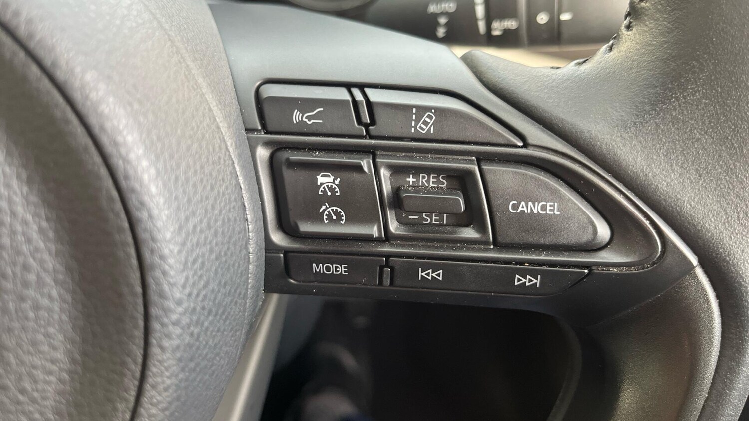 Used Toyota Yaris for sale - 76538965: Photo 38