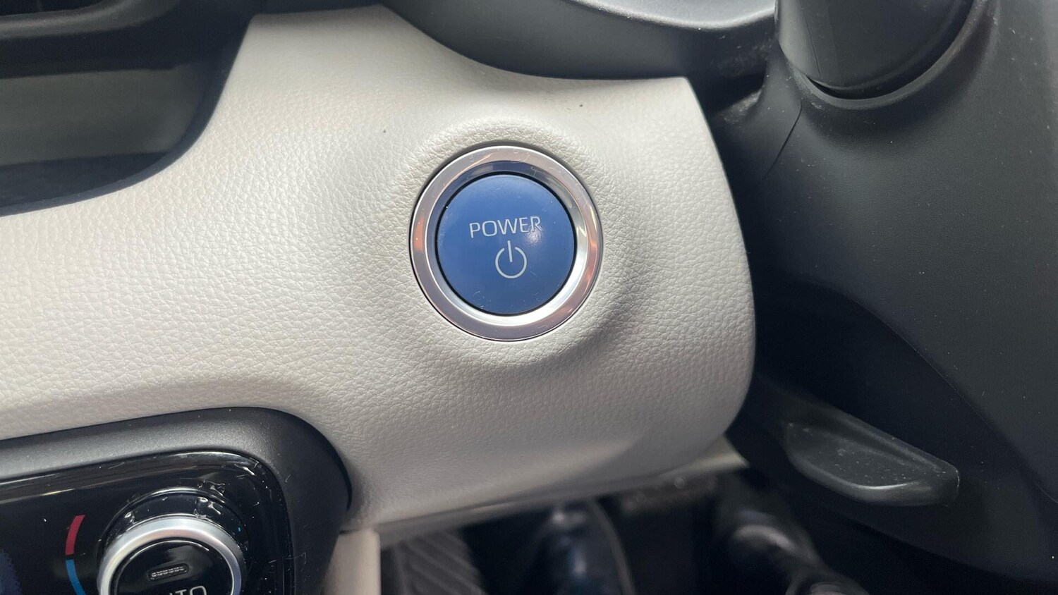 Used Toyota Yaris for sale - 76538965: Photo 41