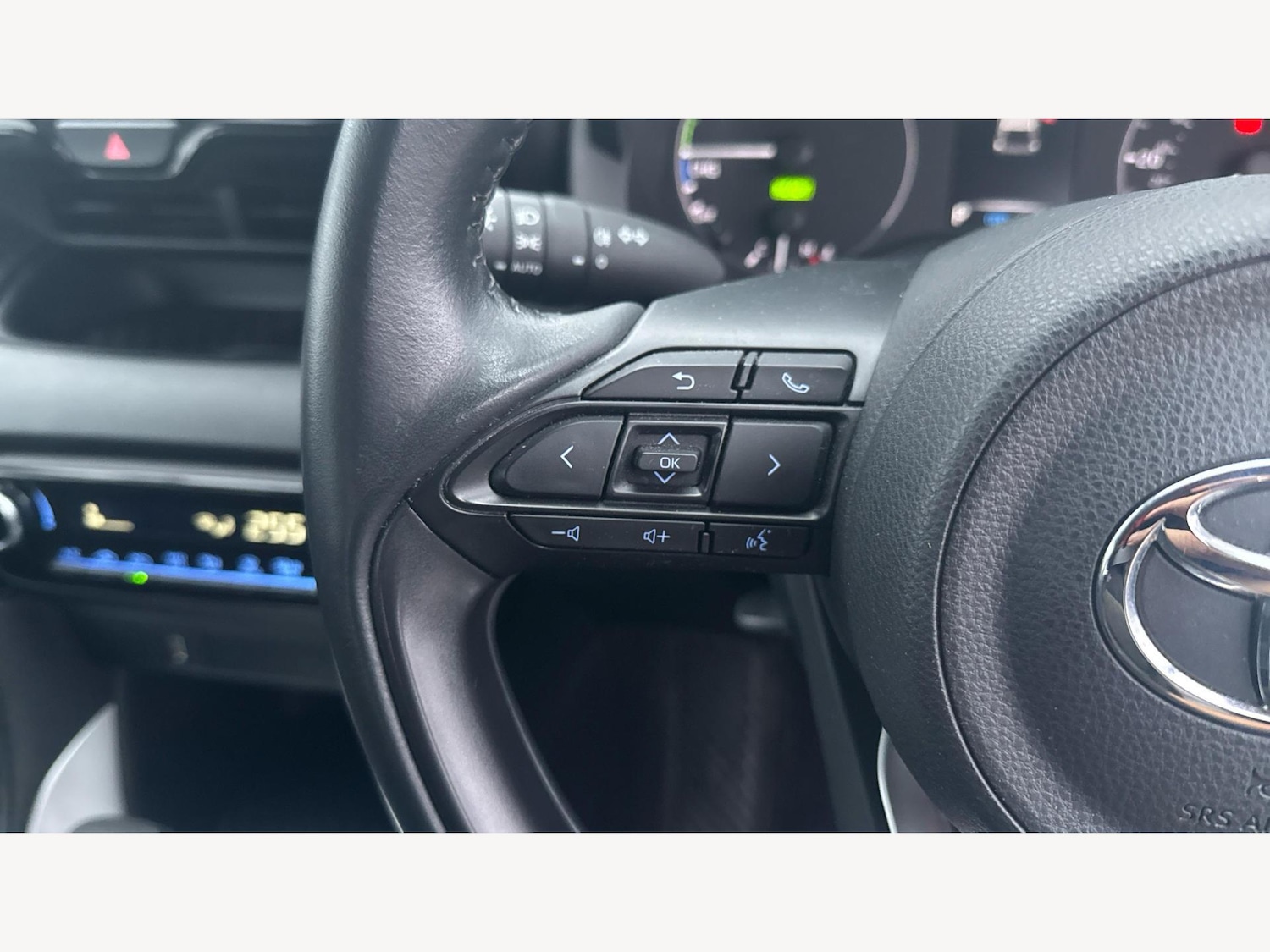 Used Toyota Yaris 2022 for sale - 77103645: Photo 25