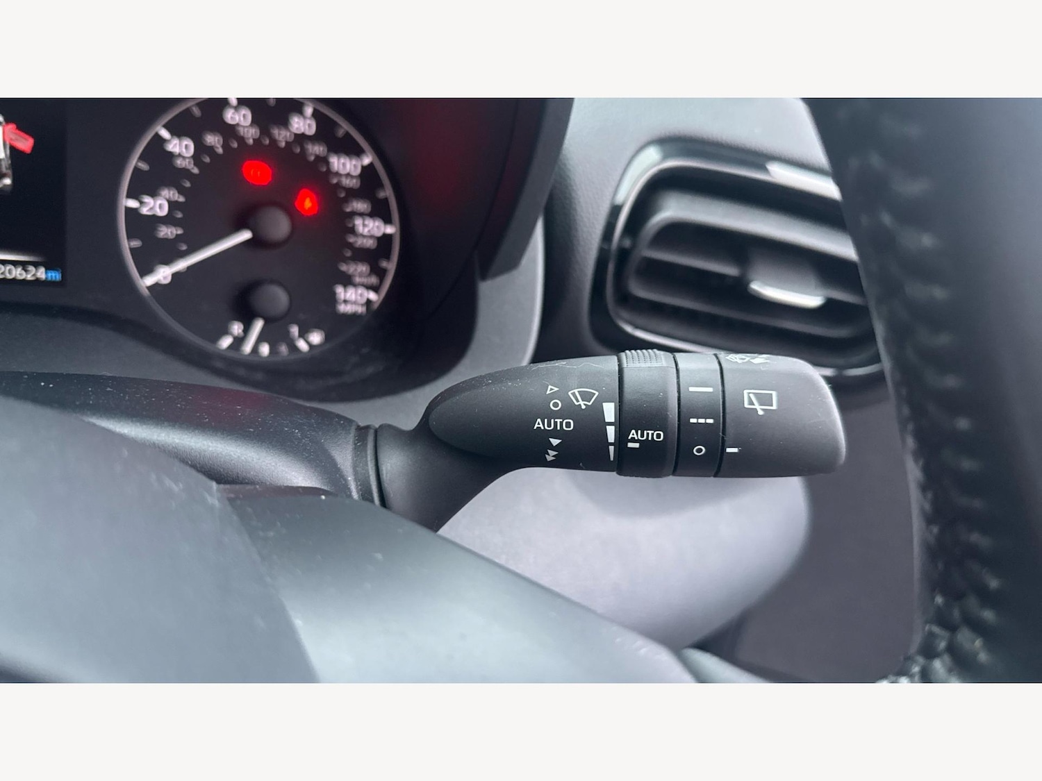 Used Toyota Yaris 2022 for sale - 77103645: Photo 26