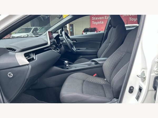 Used Toyota C-HR 2023 for sale - 75670853: Photo 12