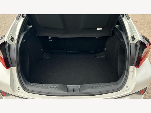 Used Toyota C-HR 2023 for sale - 75670853: Photo 16