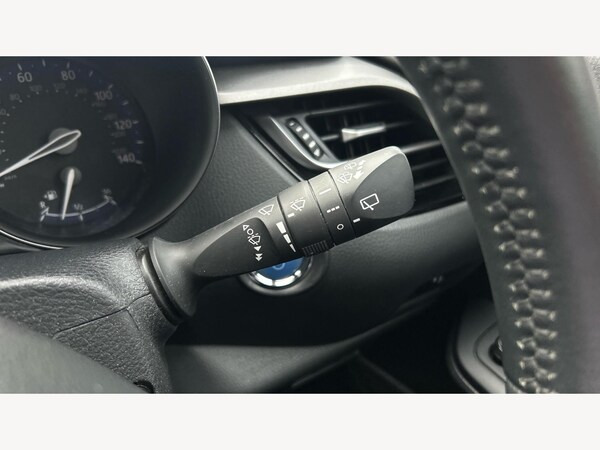 Used Toyota C-HR 2023 for sale - 75670853: Photo 31