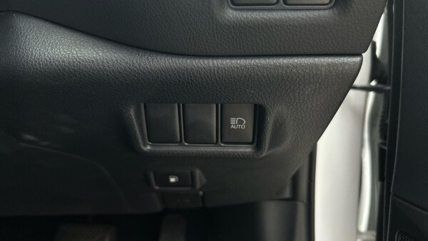 Used Toyota C-HR 2023 for sale - 75670853: Photo 33