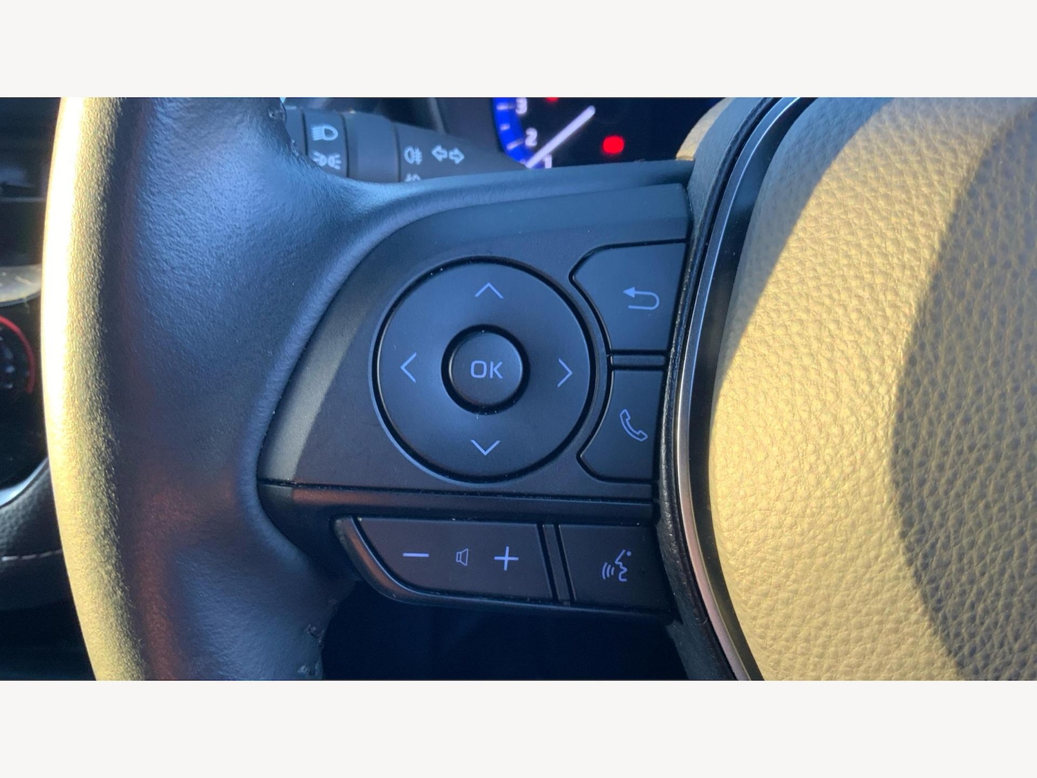 Used Toyota Corolla 2023 for sale - 77029393: Photo 29