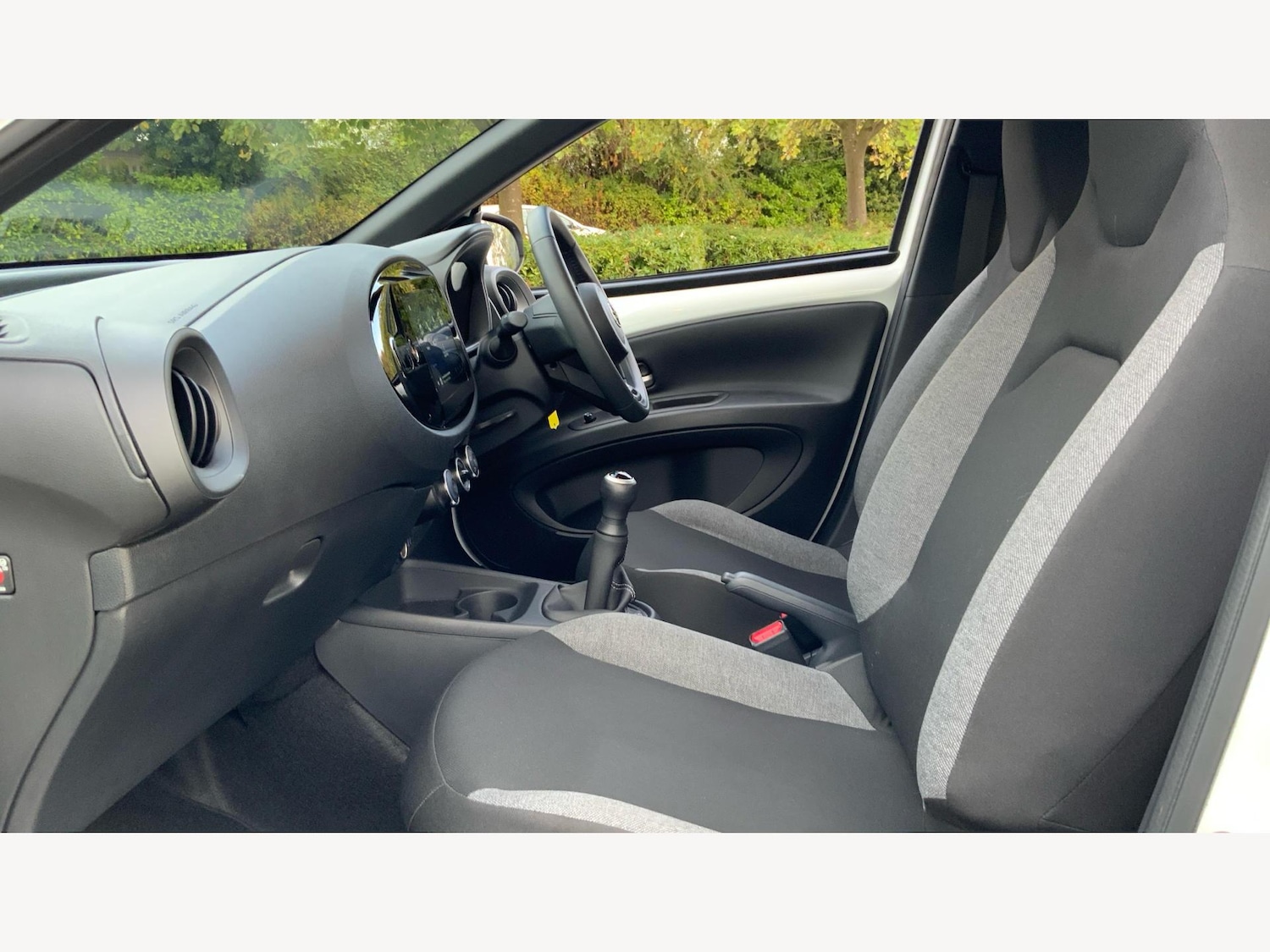Used Toyota Aygo X 2024 for sale - 76152378: Photo 12
