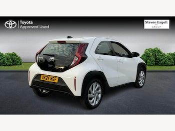 Used Toyota Aygo X 2024 for sale - 76152378: Photo 2