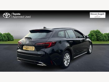 Used Toyota Corolla 2024 for sale - 76189761: Photo 2