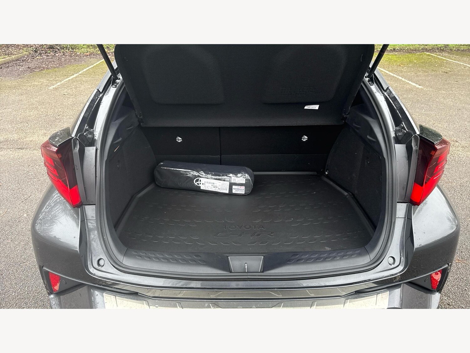 Used Toyota C-HR 2023 for sale - 77511248: Photo 16