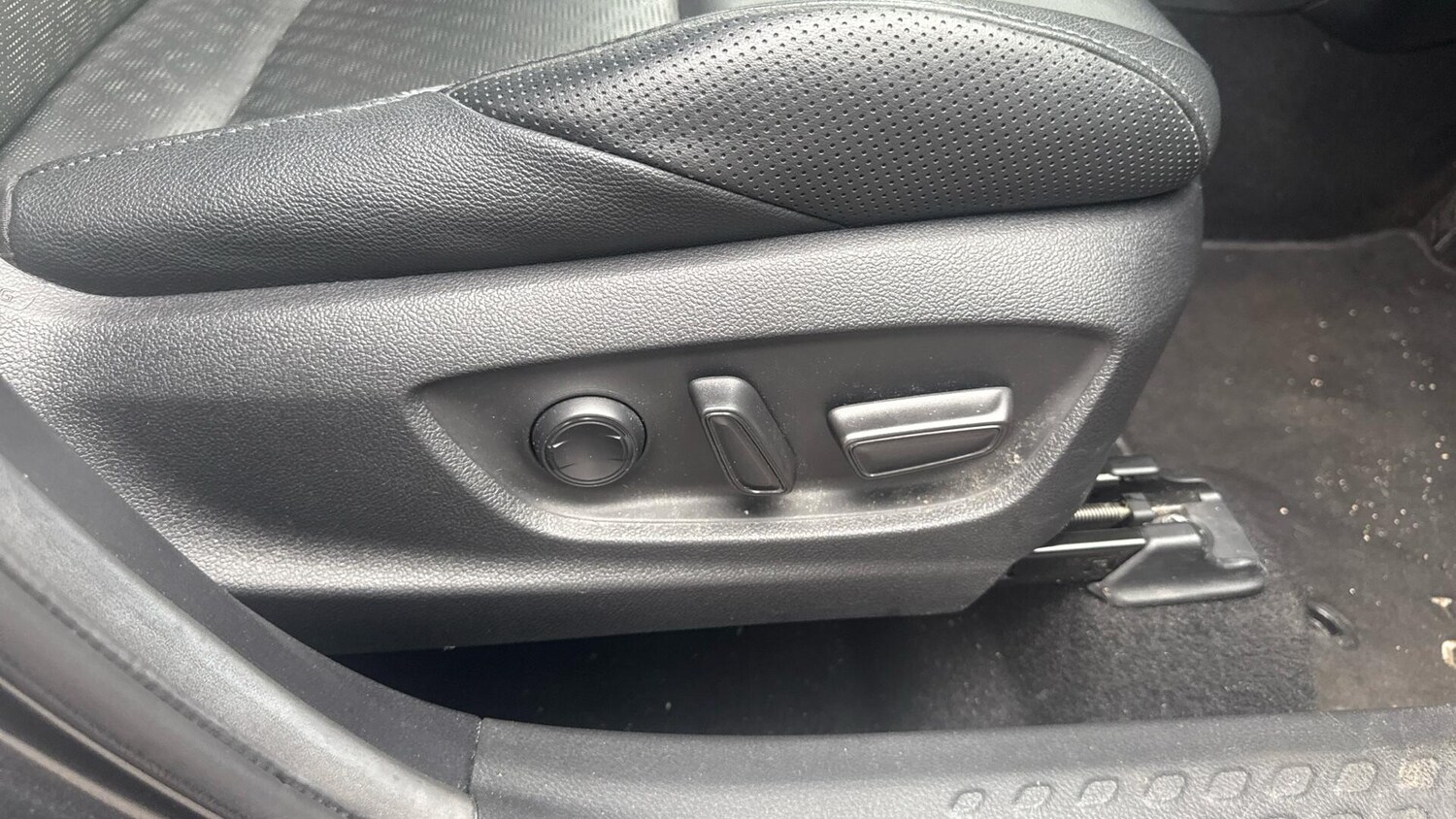 Used Toyota C-HR 2023 for sale - 77511248: Photo 38