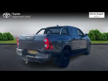 Used Toyota Hilux 2023 for sale - 74597809: Photo