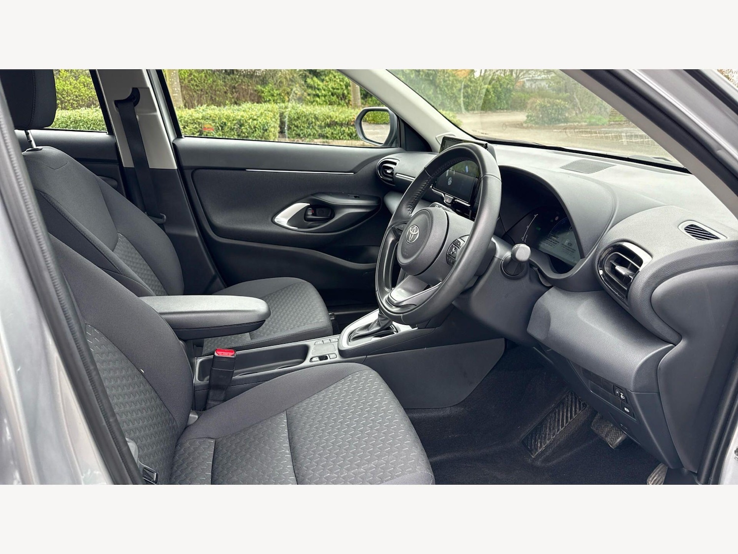 Used Toyota Yaris Cross 2025 for sale - 78035054: Photo 13