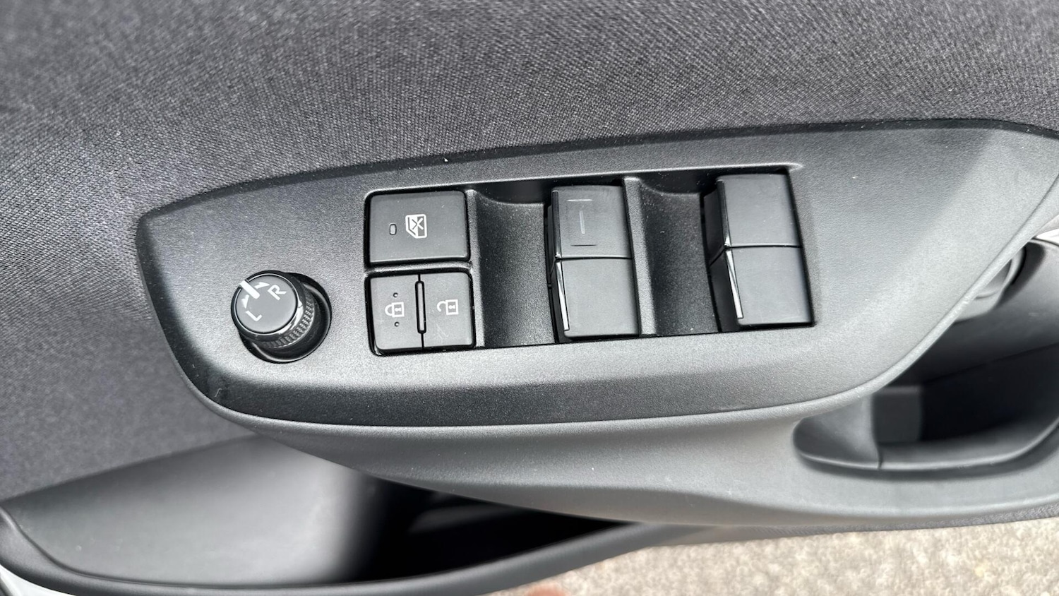 Used Toyota Yaris Cross 2025 for sale - 78035054: Photo 37