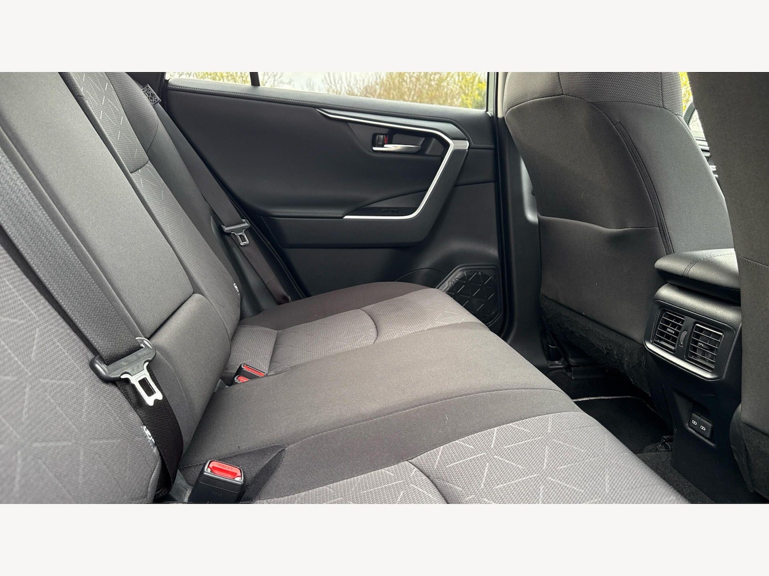 Used Toyota RAV4 2023 for sale - 78020130: Photo 14