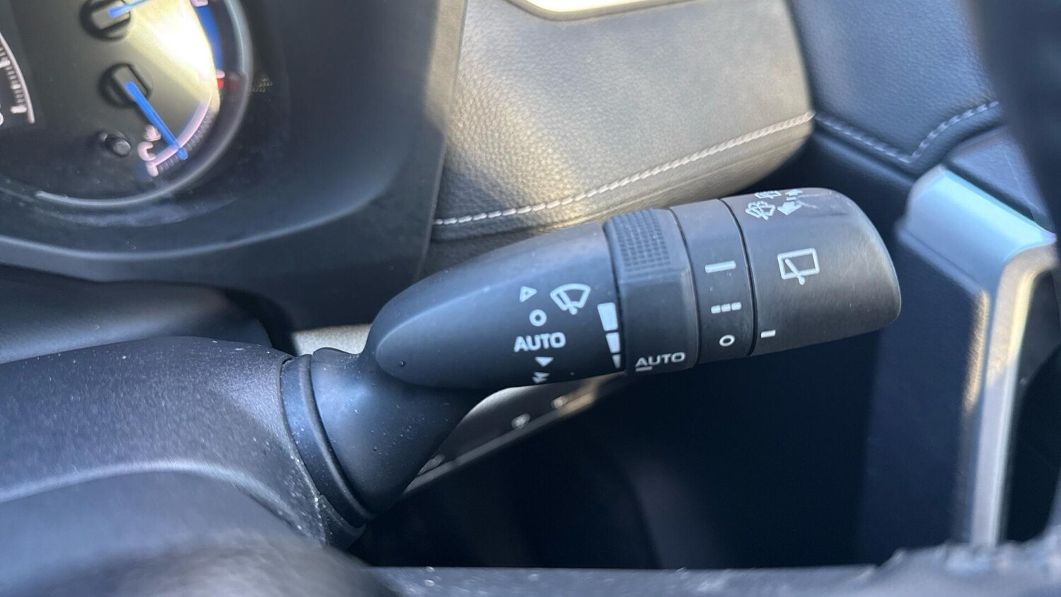 Used Toyota RAV4 2022 for sale - 77574583: Photo 37