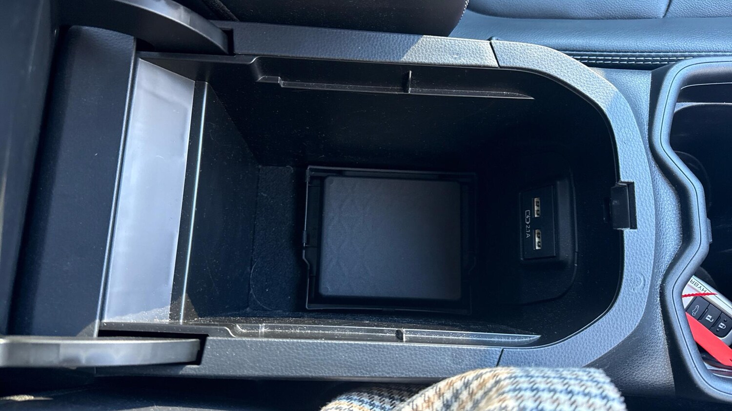 Used Toyota RAV4 2022 for sale - 77574583: Photo 42