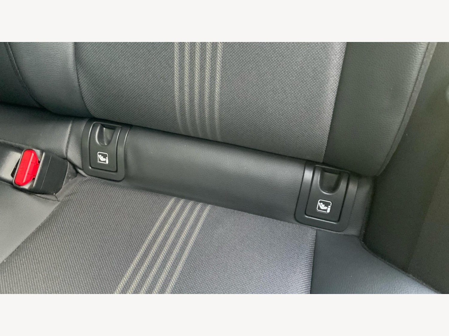 Used Toyota Yaris Cross 2022 for sale - 76377435: Photo 28