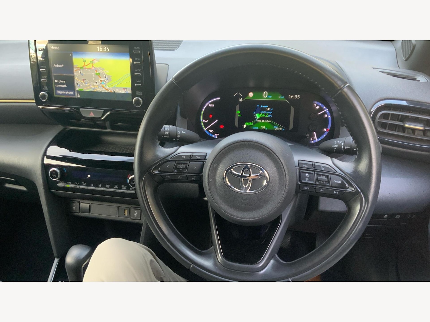 Used Toyota Yaris Cross 2022 for sale - 76377435: Photo 8