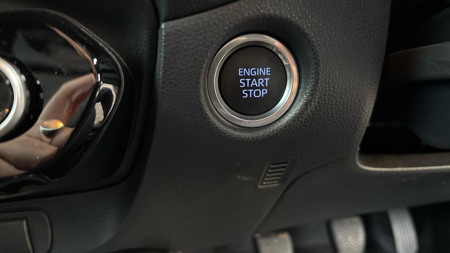 Used Toyota Aygo X for sale - 76728961: Photo 37