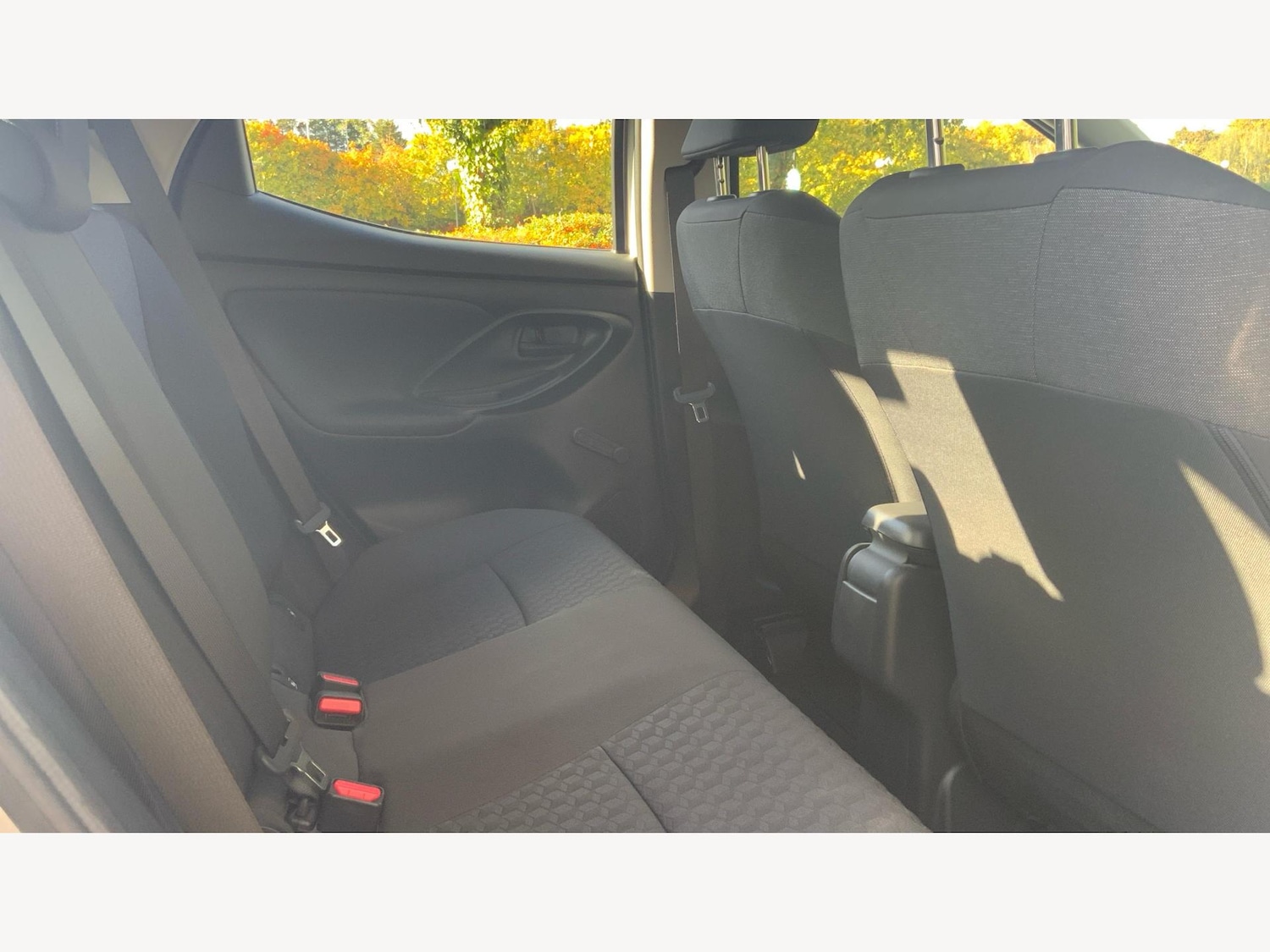Used Toyota Yaris 2022 for sale - 76151916: Photo 14