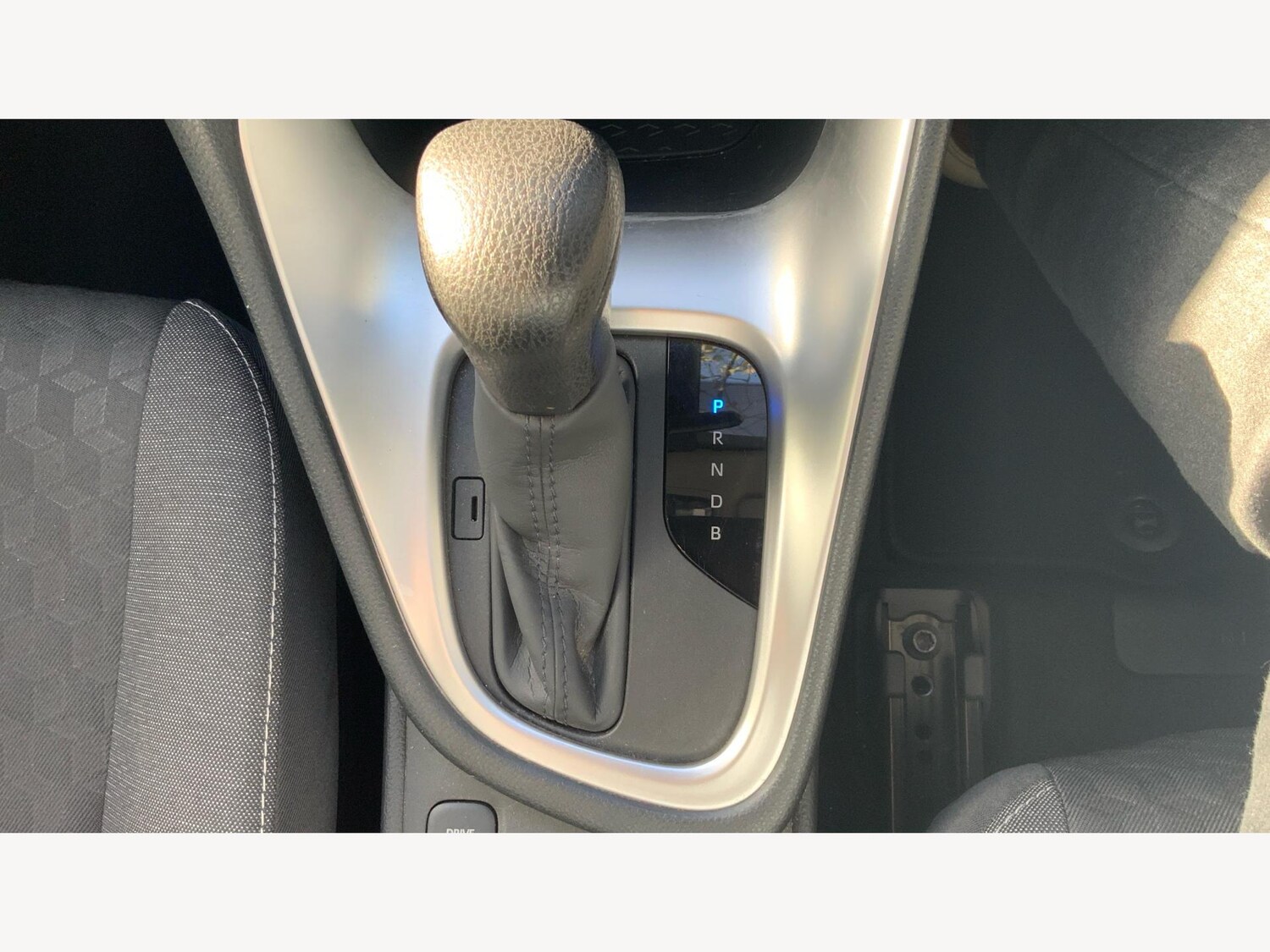 Used Toyota Yaris 2022 for sale - 76151916: Photo 31