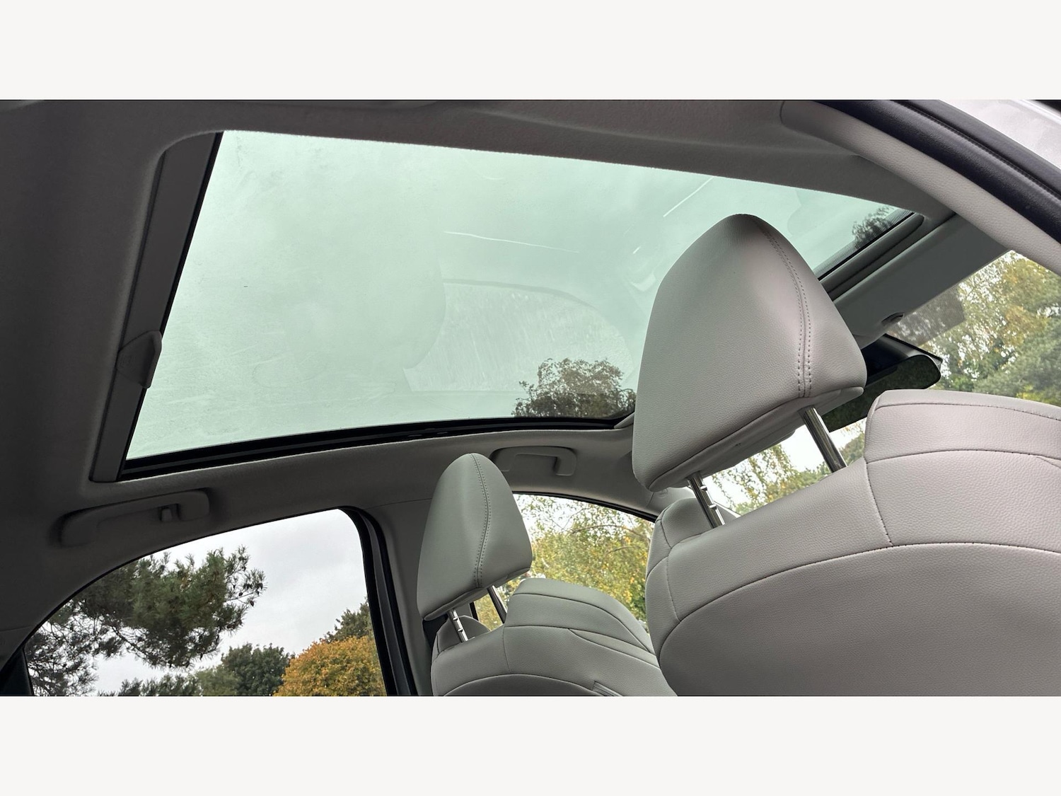 Used Toyota Yaris 2023 for sale - 76175119: Photo 22