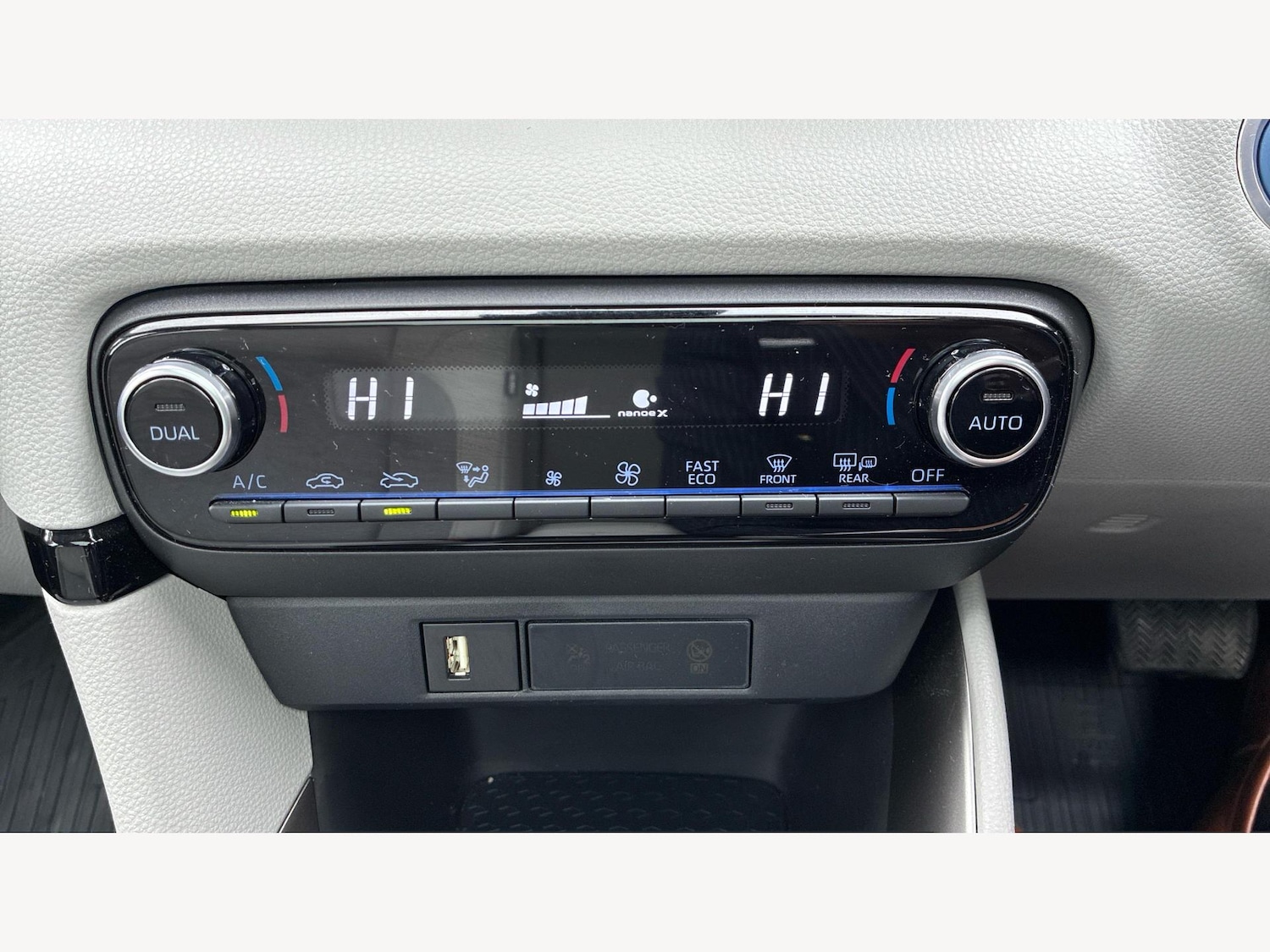 Used Toyota Yaris 2023 for sale - 76175119: Photo 30
