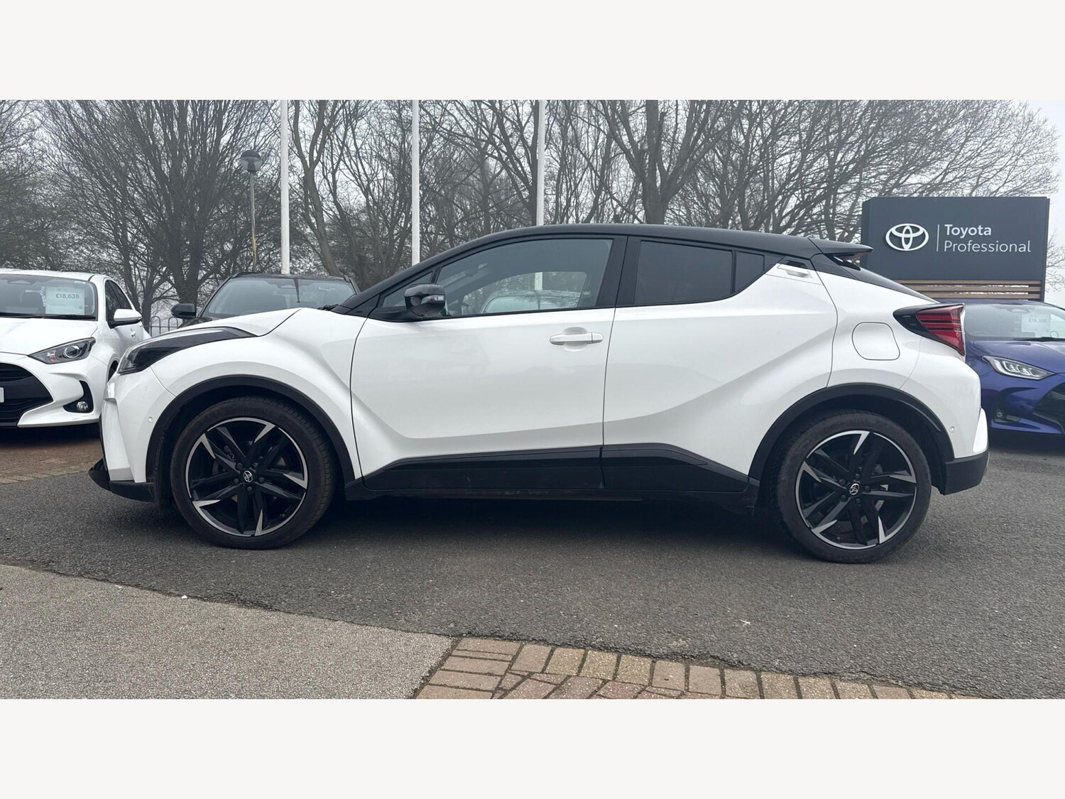 Used Toyota C-HR 2023 for sale - 78020162: Photo 18