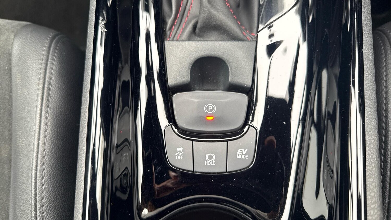 Used Toyota C-HR 2023 for sale - 78020162: Photo 37