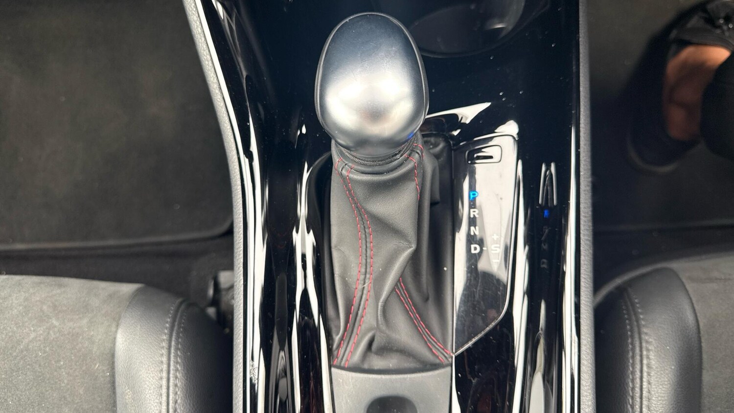 Used Toyota C-HR 2023 for sale - 78020162: Photo 38