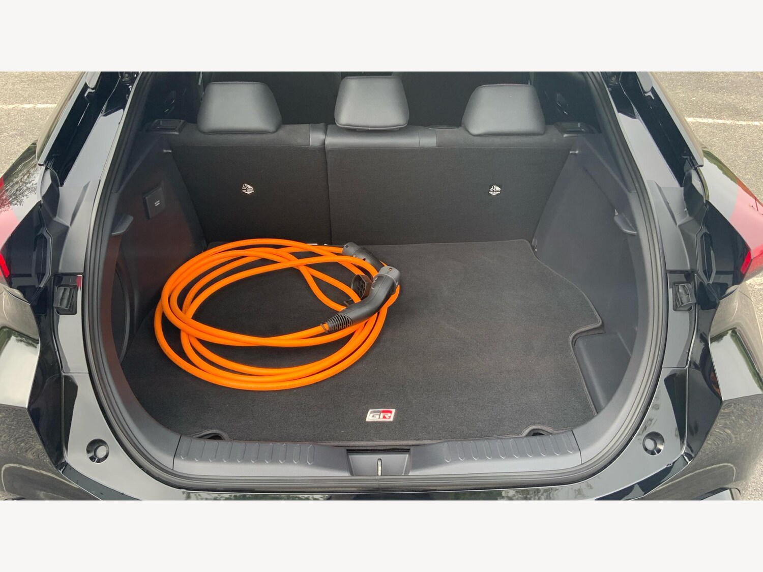 Used Toyota C-HR 2024 for sale - 76020678: Photo 16