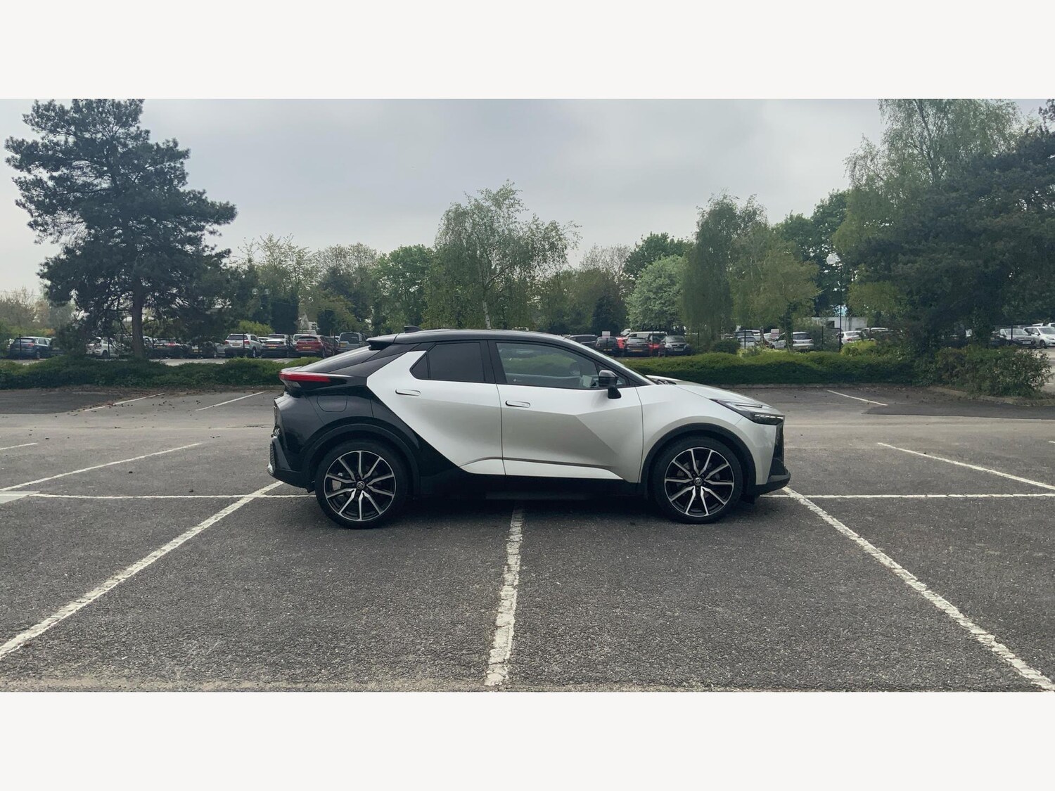 Used Toyota C-HR 2024 for sale - 76020678: Photo 18