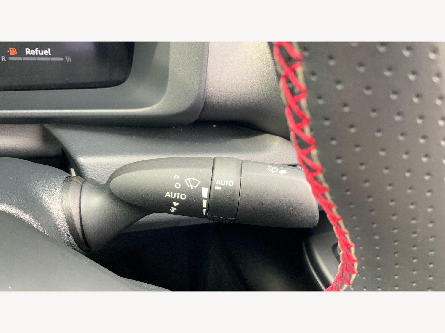 Used Toyota C-HR 2024 for sale - 76020678: Photo 30