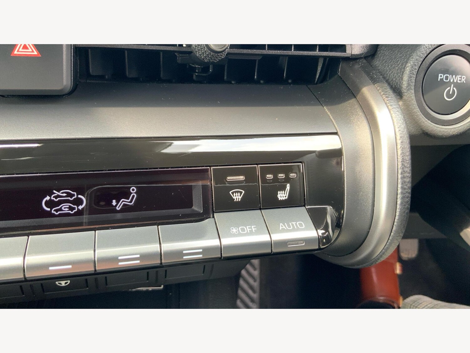 Used Toyota C-HR 2024 for sale - 76020678: Photo 34