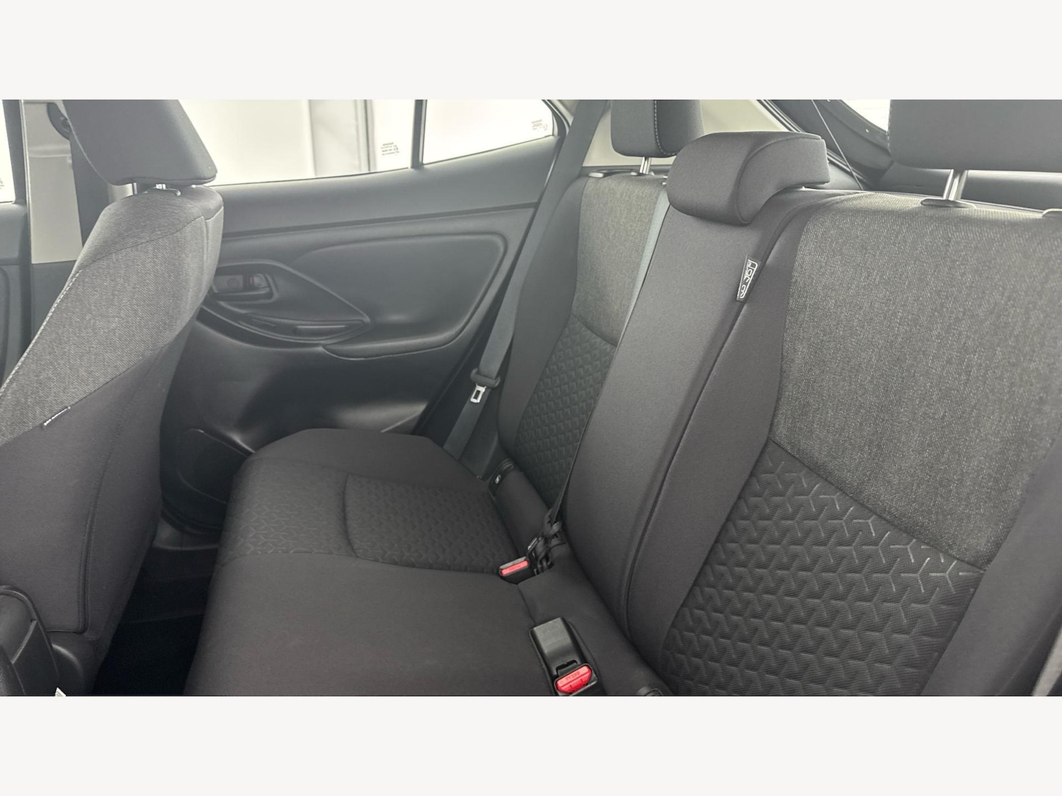 Used Toyota Yaris Cross 2023 for sale - 77098173: Photo 15