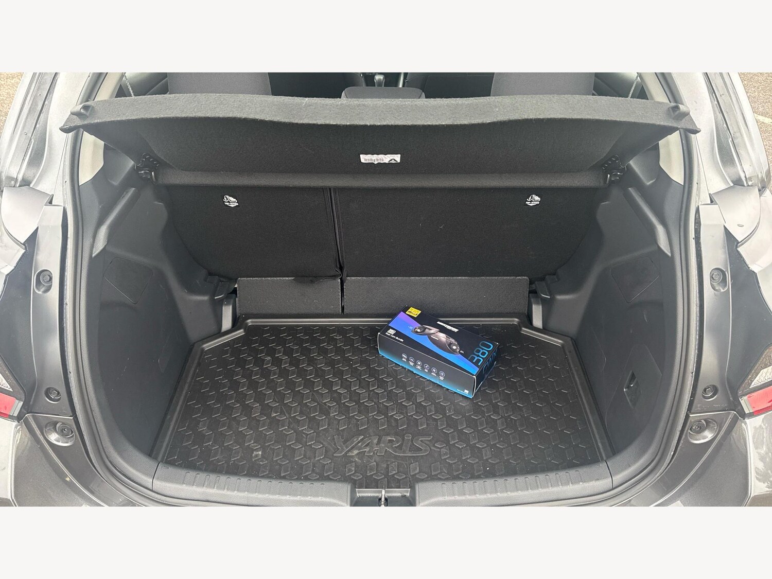 Used Toyota Yaris for sale - 77497110: Photo 16