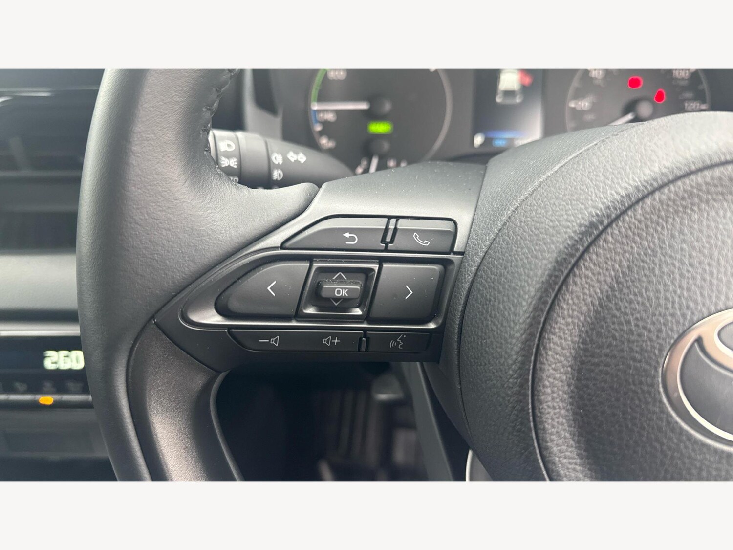 Used Toyota Yaris for sale - 77497110: Photo 27