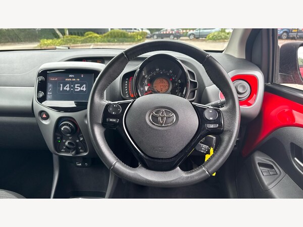 Used Toyota AYGO 2021 for sale - 75681905: Photo 8