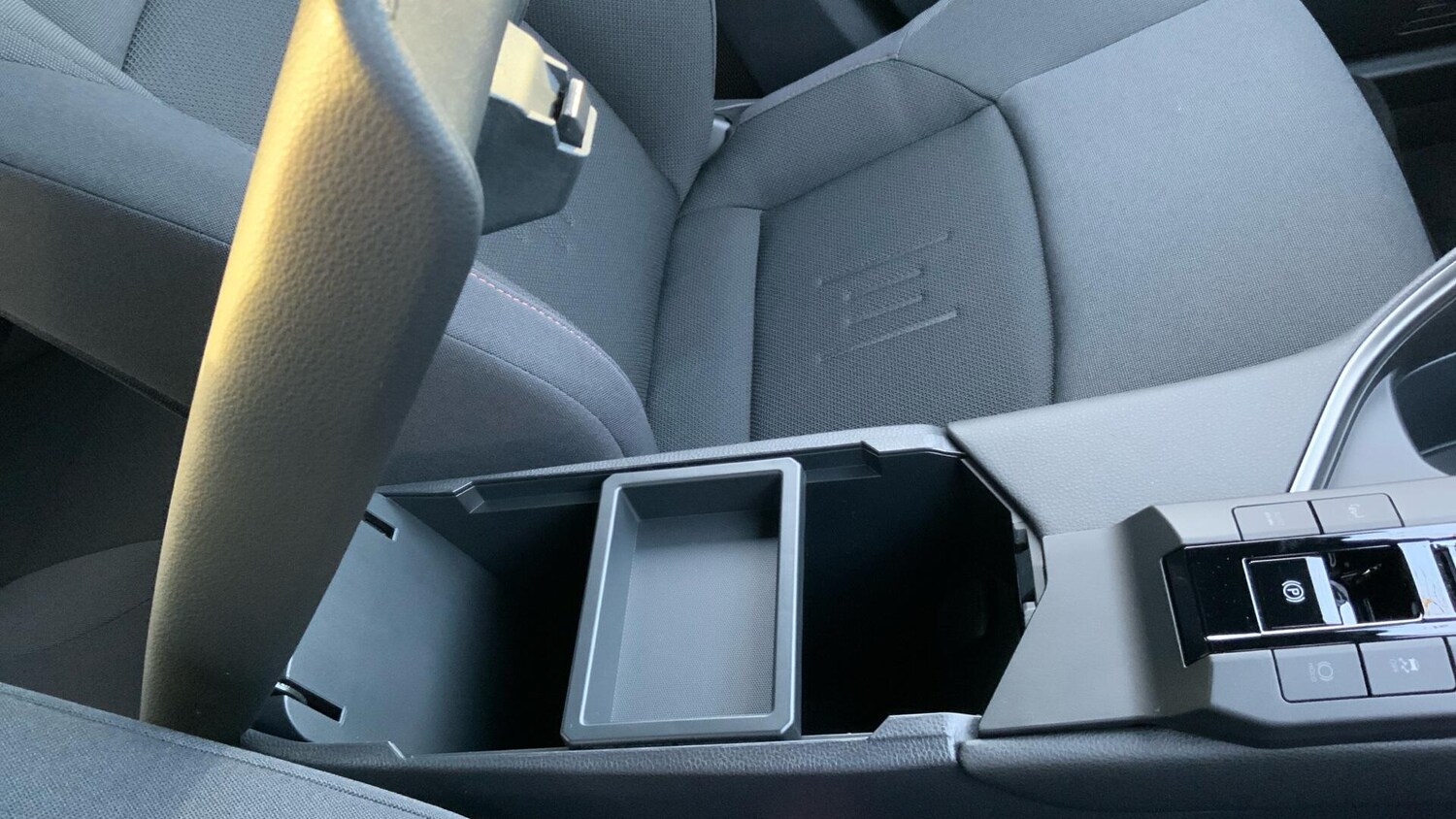 Used Toyota C-HR for sale - 77612215: Photo 36