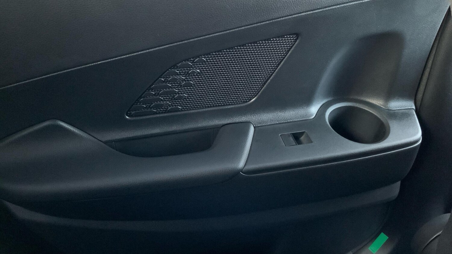 Used Toyota C-HR for sale - 77612215: Photo 38