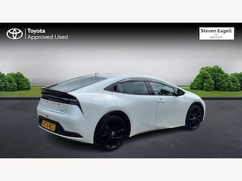 Used Toyota Prius 2025 for sale - 79483789: Photo
