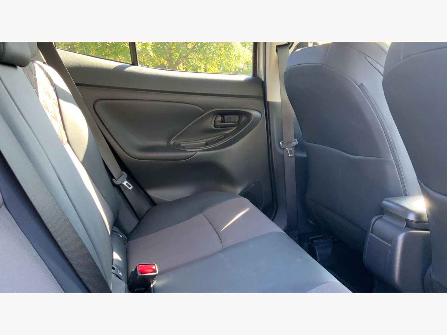 Used Toyota Yaris Cross 2022 for sale - 76043051: Photo 14