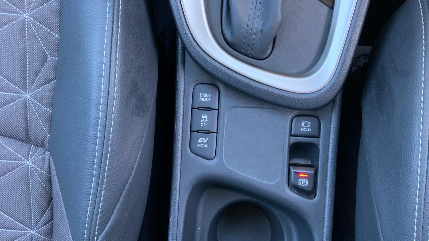 Used Toyota Yaris Cross 2022 for sale - 76043051: Photo 33