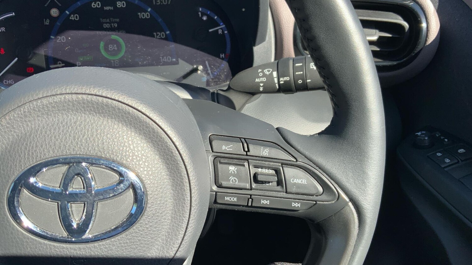 Used Toyota Yaris Cross 2022 for sale - 76043051: Photo 35