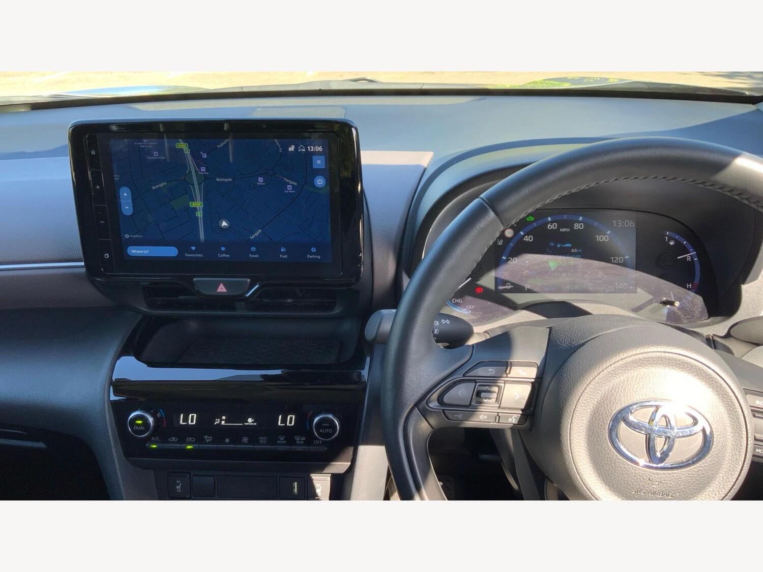 Used Toyota Yaris Cross 2022 for sale - 76043051: Photo 8