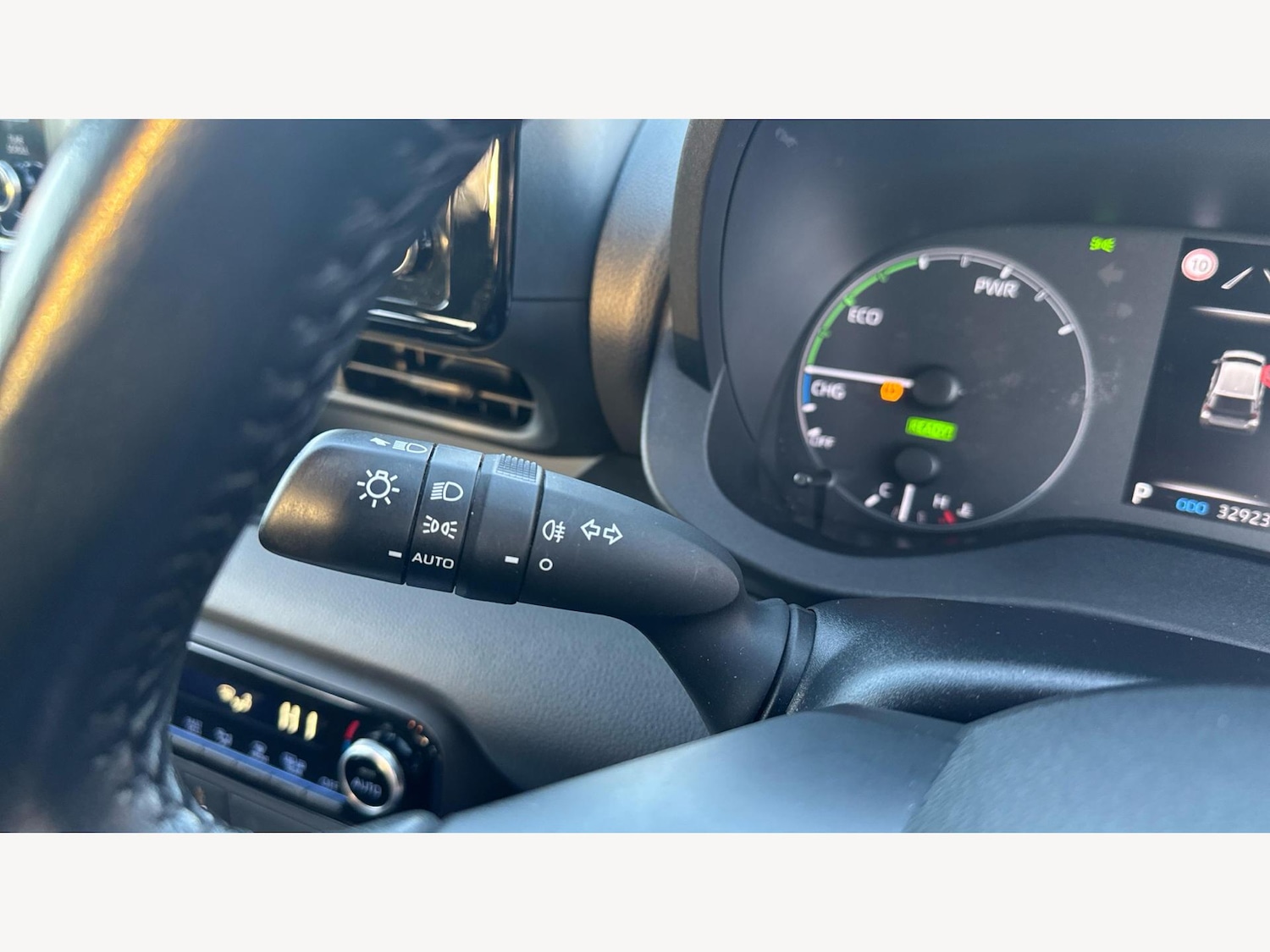 Used Toyota Yaris 2021 for sale - 76715412: Photo 25