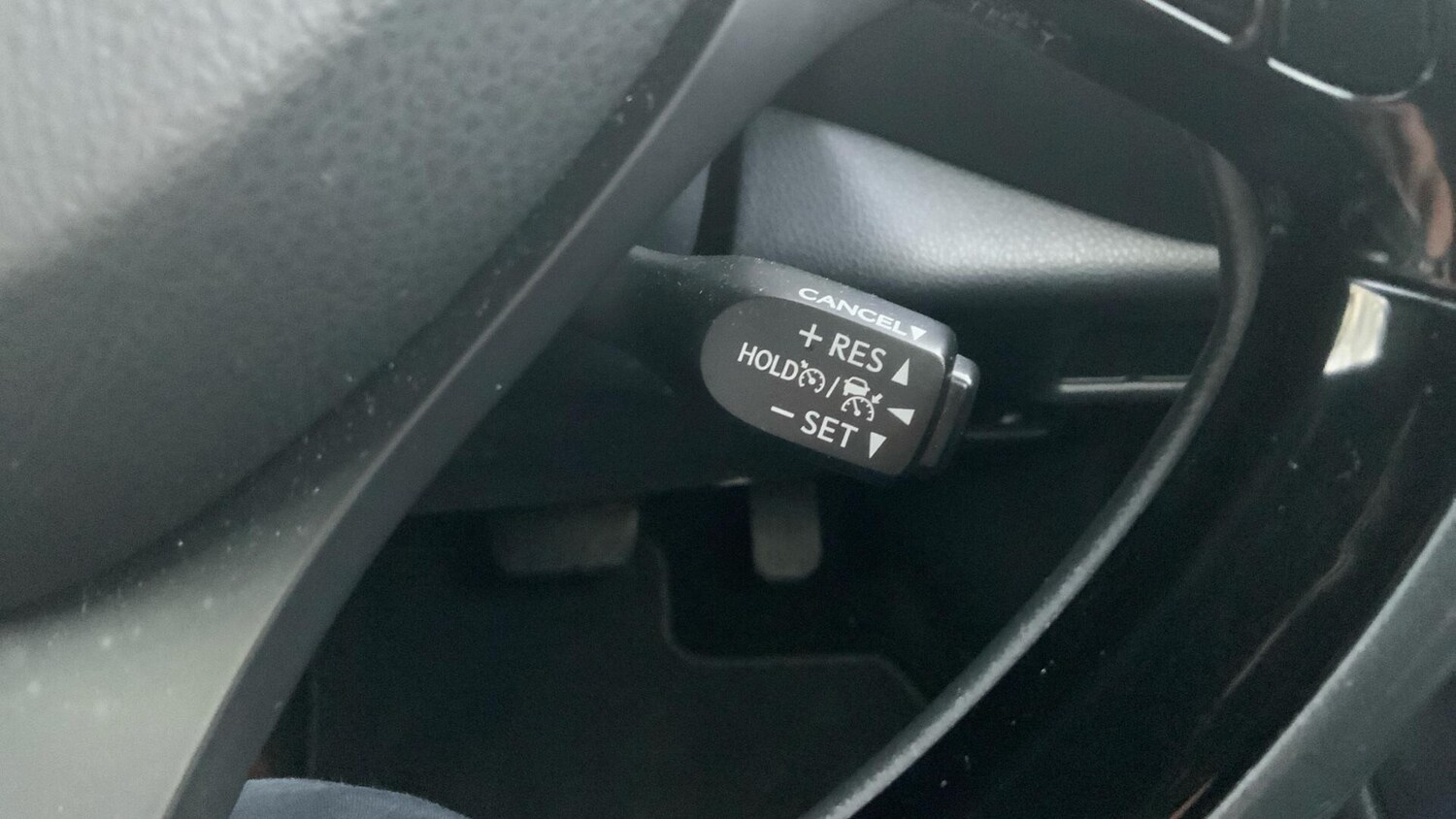 Used Toyota C-HR 2019 for sale - 76561906: Photo 36