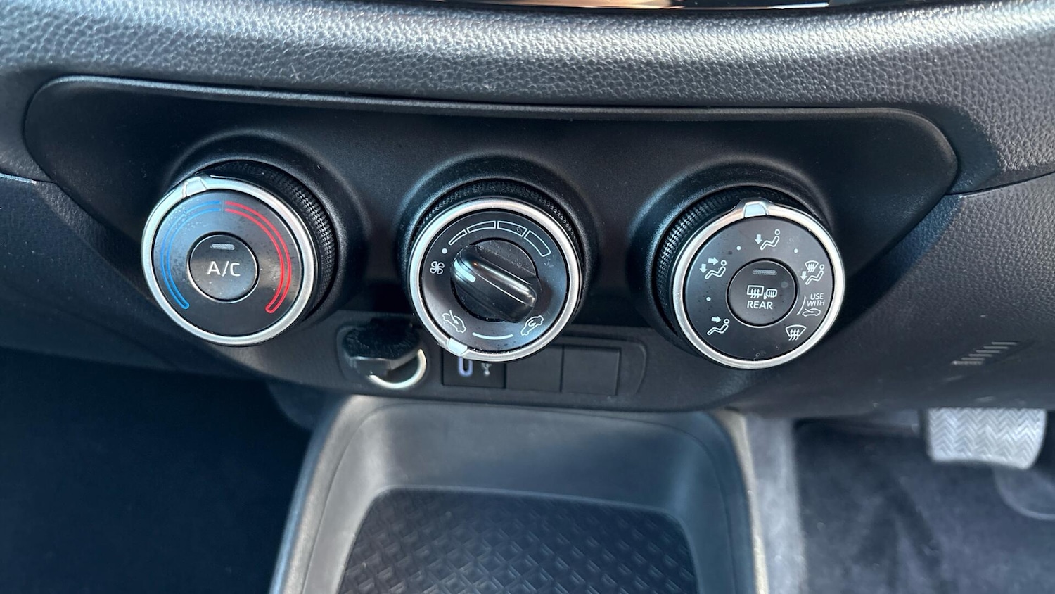 Used Toyota Aygo X for sale - 76701774: Photo 36